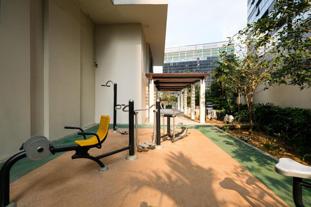 Cityscape View 2Br In Uptown Bgc W 200Mbps Wifi Taguig Exteriör bild