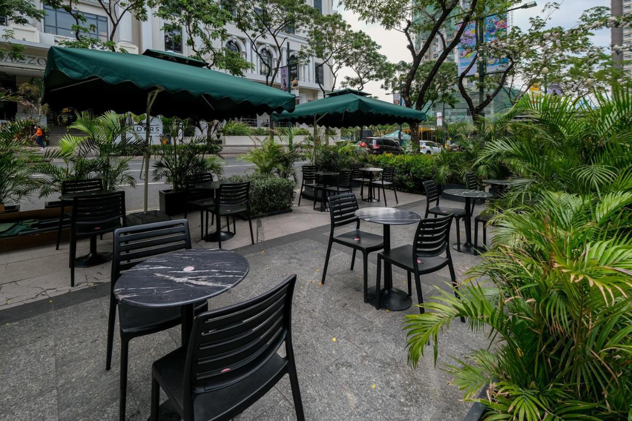 Cityscape View 2Br In Uptown Bgc W 200Mbps Wifi Taguig Exteriör bild