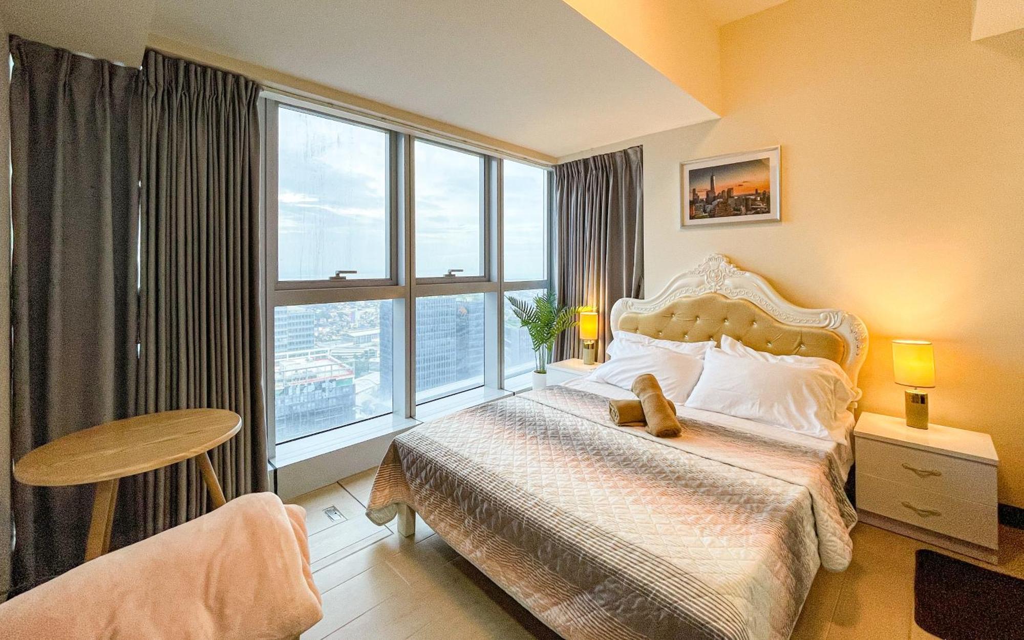 Cityscape View 2Br In Uptown Bgc W 200Mbps Wifi Taguig Exteriör bild