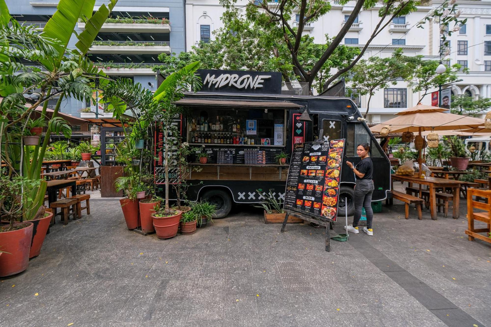 Cityscape View 2Br In Uptown Bgc W 200Mbps Wifi Taguig Exteriör bild